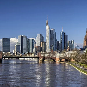 Downtown skyline and river Main, Frankfurt am Main, Hesse, Germany