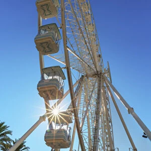 Ferris wheel, Porto Antico (Old Port), Genoa, Liguria, Italy