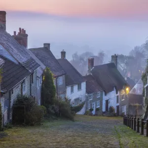 Gold Hill at dawn, Shaftesbury, Dorset, England, UK