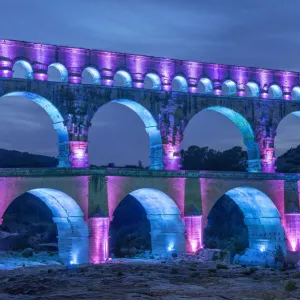 Pont du Gard, Roman aqueduct, Vers-Pont-du-Gard, Gard, Languedoc-Roussillon, France