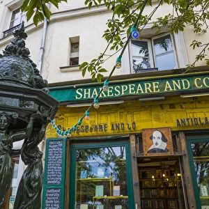 Shakespeare and Company bookshop, Paris, France