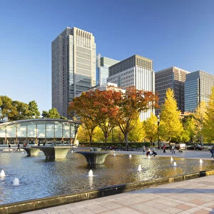 Skyscrapers of Marunouchi and Wadakura Fountain Park in the grounds of Imperial Palace