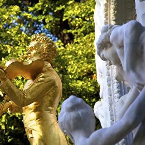 Statue of Johann Strauss, Stadtpark, Vienna, Austria, Central Europe