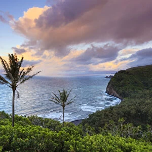 USA, Hawaii, The Big Island, Coastal scenery near Waipio Valley