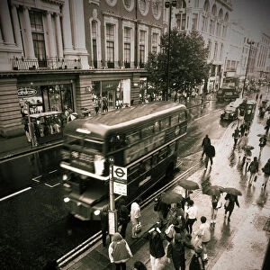 UK London Oxford Street Shoppers in the rain
