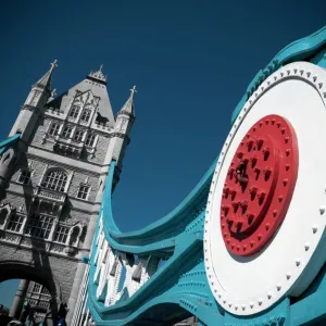 UK, London, Tower Bridge over River Thames