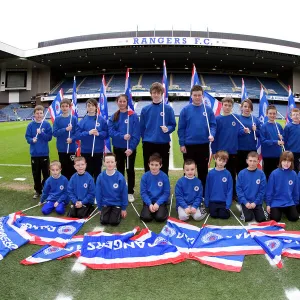 Soccer - Clydesdale Bank Scottish Premier League - Rangers v St Mirren - Ibrox Stadium