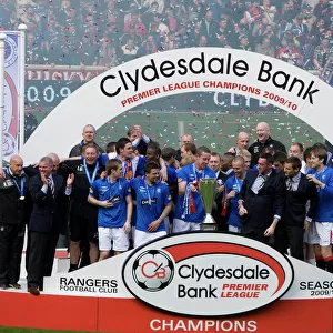 Soccer - Clydesdale Bank Scottish Premier League - Rangers v Motherwell - Ibrox Stadium