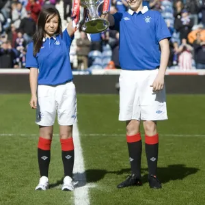 Soccer - Clydesdale Bank Scottish Premier League - Rangers v Dundee United - Ibrox Stadium