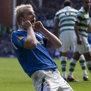 Soccer - Clydesdale Bank Scottish Premier League - Rangers v Celtic - Ibrox Stadium