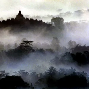 THE SILHOUETTE OF BOROBUDUR TEMPLE IN MAGELANG