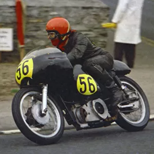 Alec Swallow (Velocette) 1976 Senior Manx Grand Prix