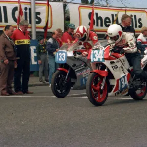 Carl Fogarty (Honda) & Andy Brew (Suzuki) 1986 Production D TT