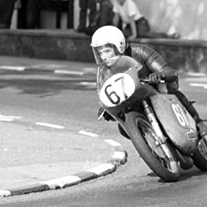 Colin Hammond (Bultaco) 1975 Lightweight Manx Grand Prix