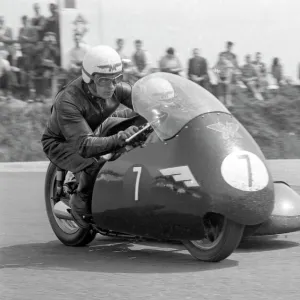 Colin Seeley & Wally Rawlings (Matchless) 1962 Sidecar TT