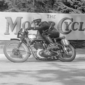 D A Gadd (Norton) 1951 Senior Clubman TT