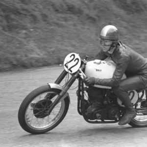 Dave Saville (BSA) 1966 Senior Manx Grand Prix