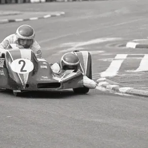 Gerry Boret & Nick Boret (Konig) 1975 1000 Sidecar TT