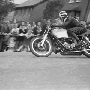 Bill Lomas (AJS Porcupine) on Bray Hill, 1952 Senior TT