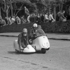 Loni Neussner & Toni Partridge (BMW) 1959 Sidecar TT