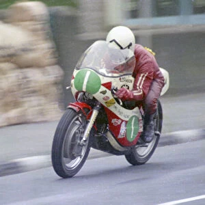 Mike Davies (Yamaha) 1976 Lightweight Manx Grand Prix