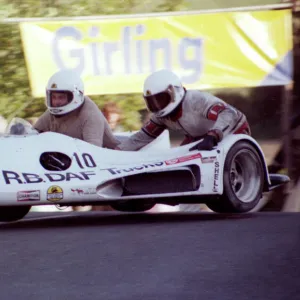 Peter Campbell & Dick Goodwin (Yamaha) 1980 Sidecar TT