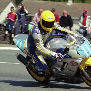 Richard Milky Quayle (RG Campbell Electrics Honda) 2002 Junior 600 TT
