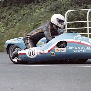 Rod Bellas & Geoff Knight (Kawasaki) 1983 Sidecar TT