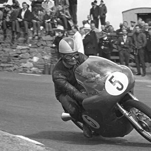 Selwyn Griffiths (Matchless) 1966 Senior TT