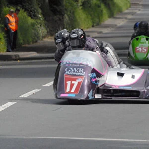Steven Coombes & Paul Knaphill (Ireson) 2009 Sidecar TT