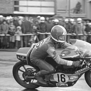 Tony Rutter (Yamaha) 1975 Senior TT