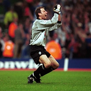 Nico Vaesen's Euphoric Moment: Birmingham City FC's Promotion to Premier League (2002 Playoff Final vs Norwich City)