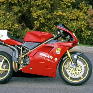 Motorbikes Photographic Print Collection: Ducati