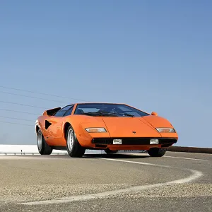 Lamborghini Countach LP400