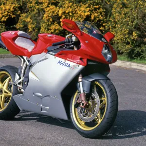 MV Agusta 750 F4