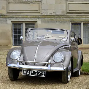 VW Volkswagen Beetle Classic Beetle Cabriolet (1192cc), 1957, Gold, Champagne