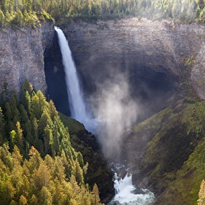 Canada, British Columbia, Wells Gray Provincial Park. Scenic of Helmcken Falls. Credit as