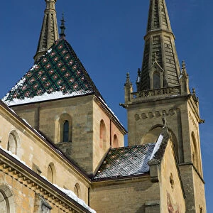 SWITZERLAND-NEUCHATEL: Collegiale Church (16th century) / Winter