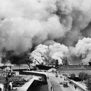 Blitz in London -- fire damage at Docks, WW2