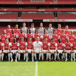Previous Season Players Collection: 1st Team Player Images 2010-11