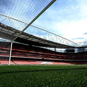 Arsenal at Emirates Stadium: Pre-Match Scene vs Norwich City (2015-16)