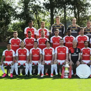 Arsenal 1st Team Photocall 2015-16