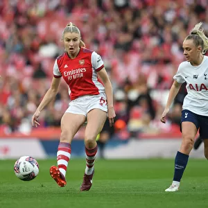 Arsenal Women vs. Tottenham Hotspur: FA WSL Showdown at Emirates Stadium (2021-22)