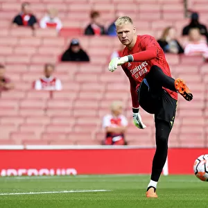 Arsenal's Aaron Ramsdale Gears Up: Arsenal FC vs. Fulham FC, Premier League 2023-24