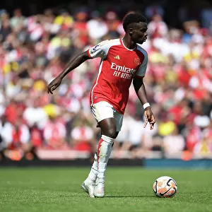 Arsenal's Bukayo Saka in Action: Arsenal vs. Nottingham Forest, 2023-24 Premier League