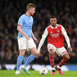 Gabriel Magalhaes in Action: Manchester City vs. Arsenal, Emirates FA Cup Fourth Round (2022-23)