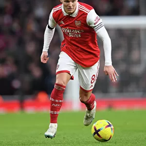 Martin Odegaard Shines: Arsenal's Dominance Over Brentford at Emirates Stadium