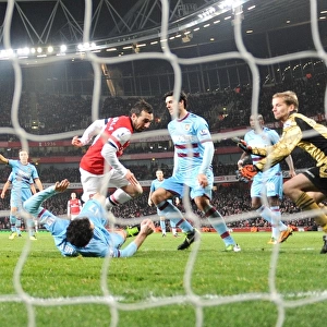Season 2012-13 Collection: Arsenal v West Ham United 2012-13