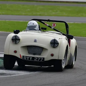 CJ11 0243 Richard Owen, Triumph TR2