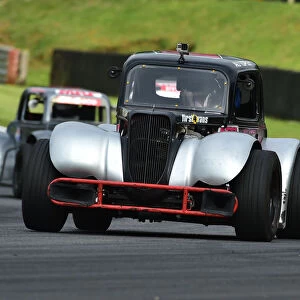 CM24 0533 Ali Topley, 34 Ford Coupe